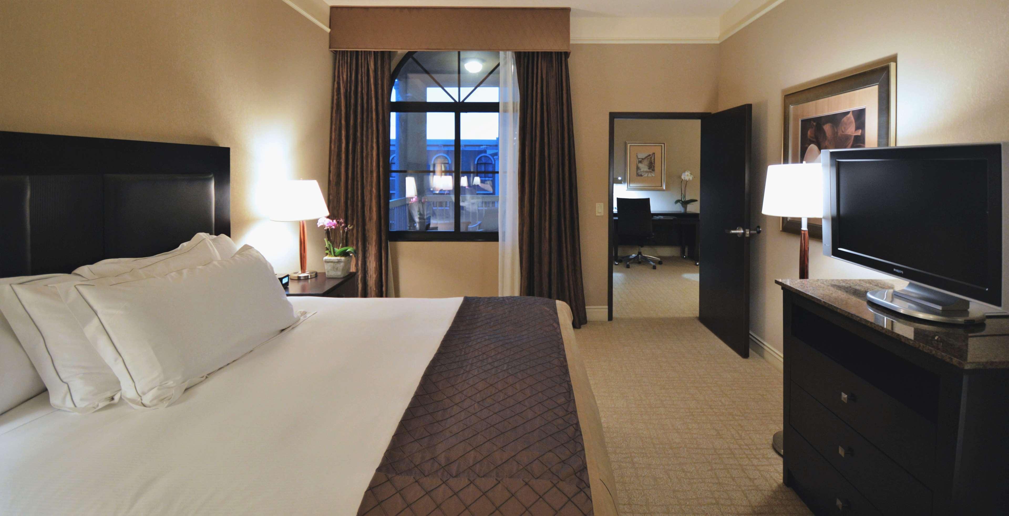 Hilton Dallas Town Square 4* Southlake