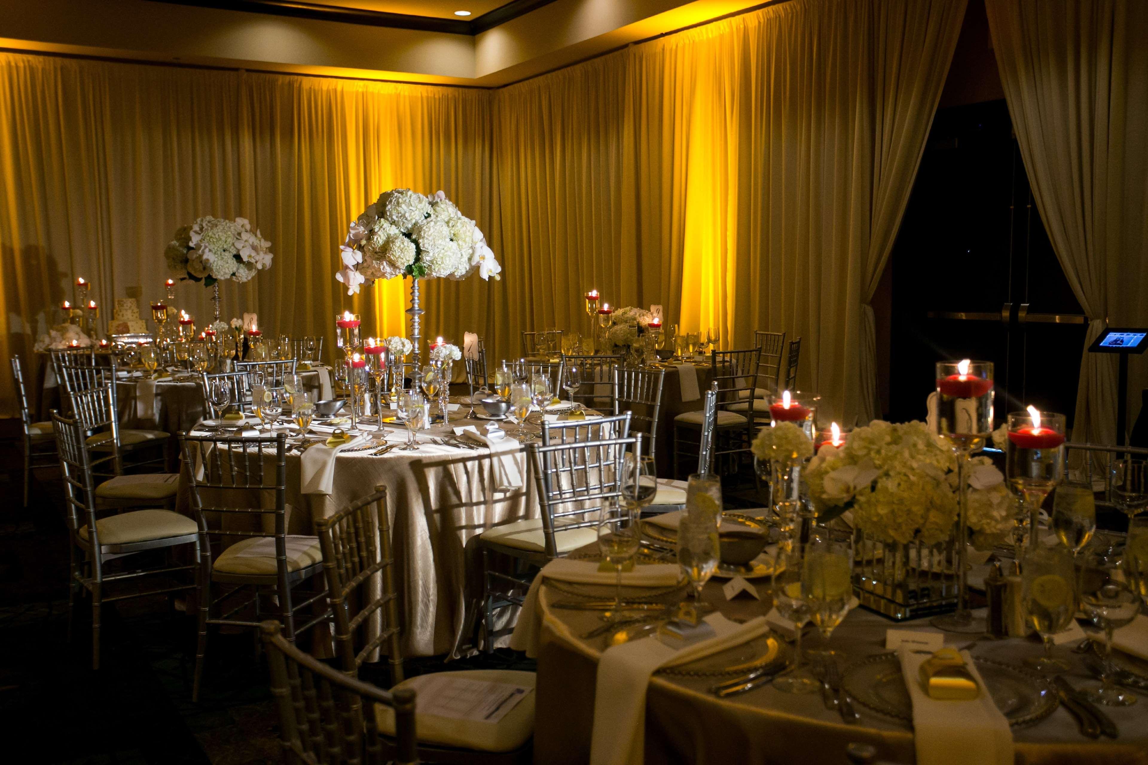 Hilton Dallas Town Square Hotel 4*