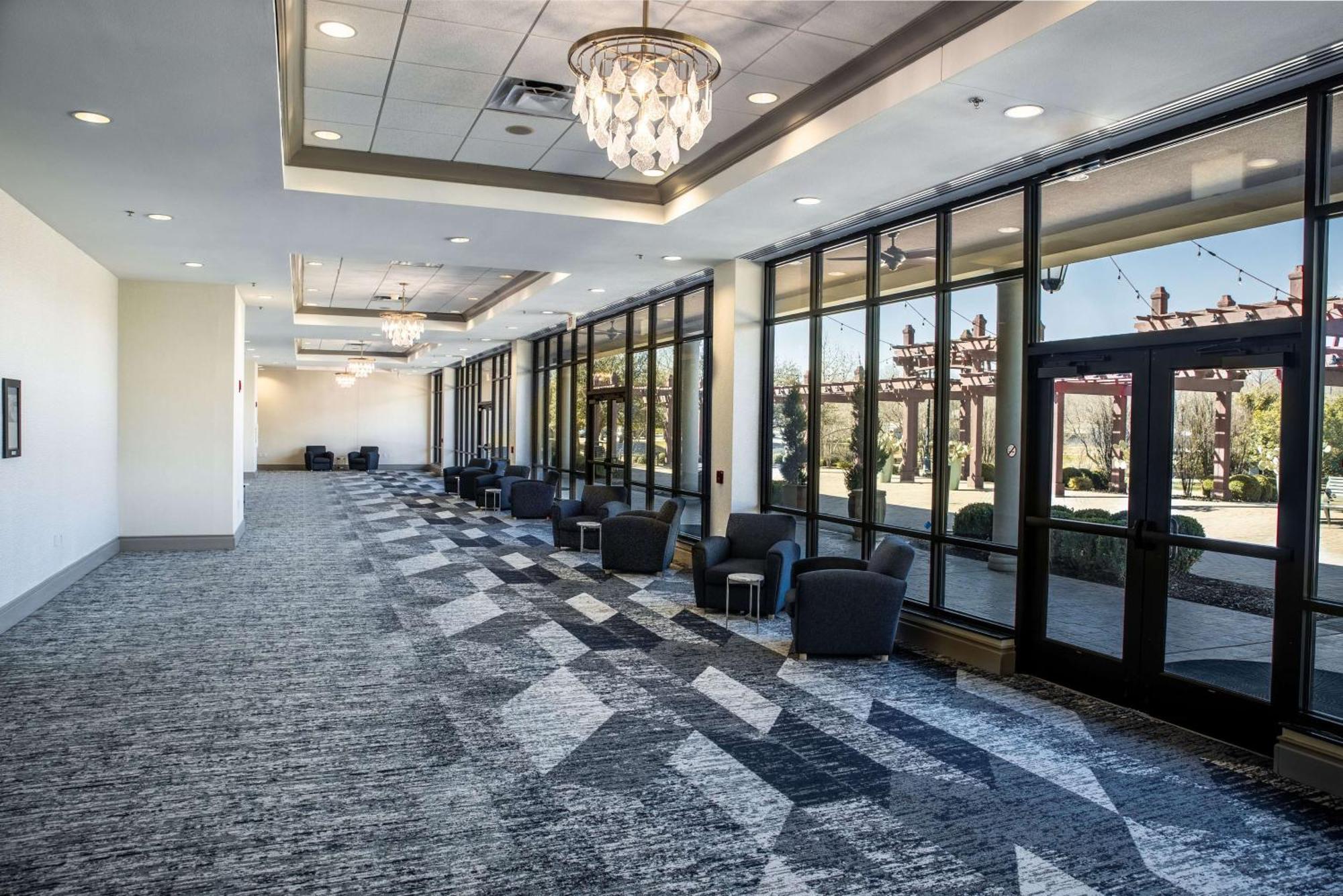 Hilton Dallas Town Square